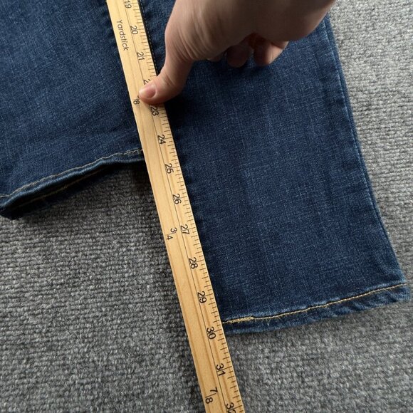 NWT Levis Womens Denim 711 Skinny Jeans W33 L30 16 Medium Mid Rise Distressed - Picture 7 of 16